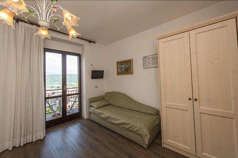 Albergo Antica Rosa เลวิโกแตร์เม ภายนอก รูปภาพ